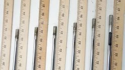 True Temper Dynamic Gold Amt Black R300 34"-36.25" 6p Iron Shaft Set .355 883605 -Golf Shop 00883605 3 63980.1615399305