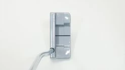 New Odyssey White Hot Og Double Wide 33" Putter Rh 1054785 -Golf Shop 01054785 4 07676.1675196181