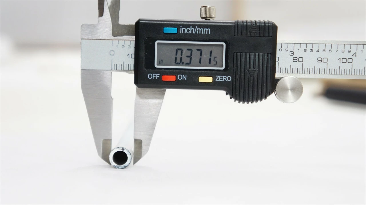 New Veylix Alpina 473 50.5g J2 Senior Flex 40" 6pc Graphite Iron Shaft Set .370 7 New Veylix Alpina 473 50.5g J2 Senior Flex 40" 6pc Graphite Iron Shaft Set .370 - Image 5